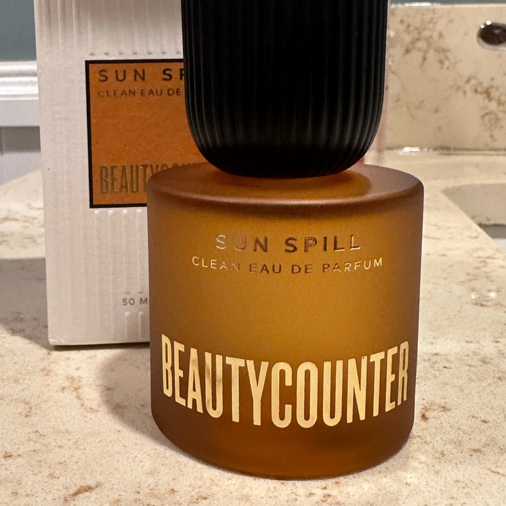 Sun Spill Clean Eau De Parfum